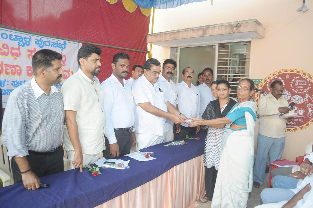 60 ಕೋಟಿ ರೂ. ವೆಚ್ಚದ ಸಮಗ್ರ ಒಳಚರಂಡಿ ಕಾಮಗಾರಿ ಯೋಜನೆ ಅನುಷ್ಠಾನಕ್ಕೆ ಚಿಂತನೆ: ರೆ